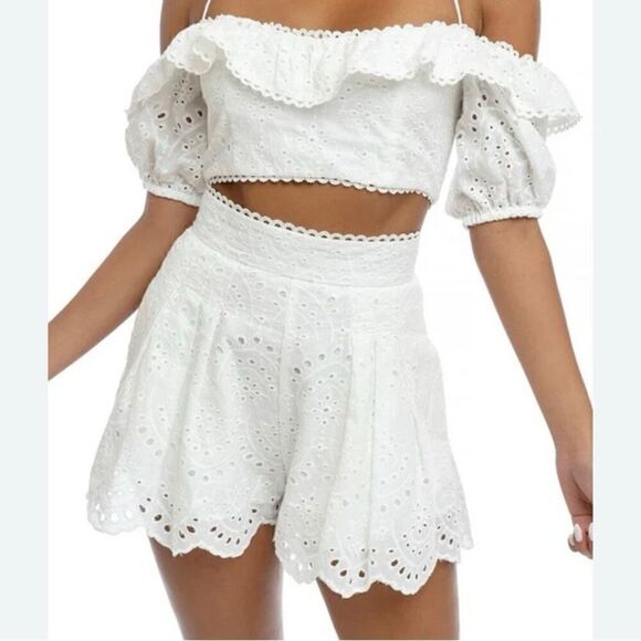 Luxxel Two Piece Eyelet Ruffle Lace Crop Top/High Waist Shorts NWT Size Medium - Picture 1 of 8